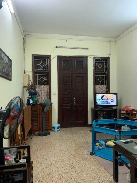 Bán nhà 3 tầng phân lô tại Đường Trần Hưng Đạo, Phường Trần Hưng Đạo, Hoàn Kiếm, Hà Nội